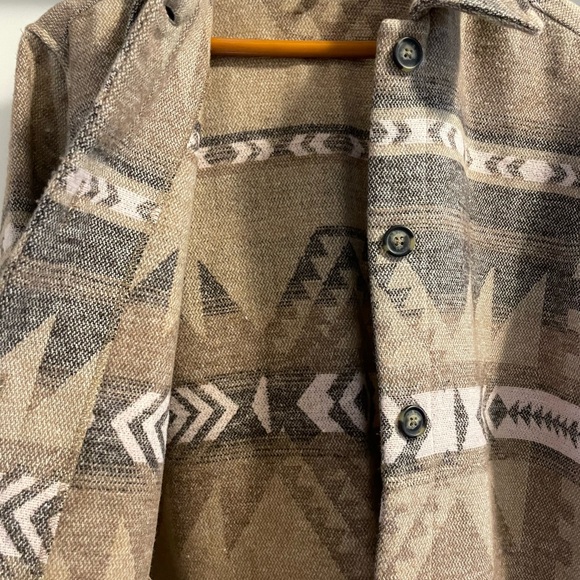 BB Dakota and Steve Madden Colab Big Sky Shacket - Picture 5 of 5